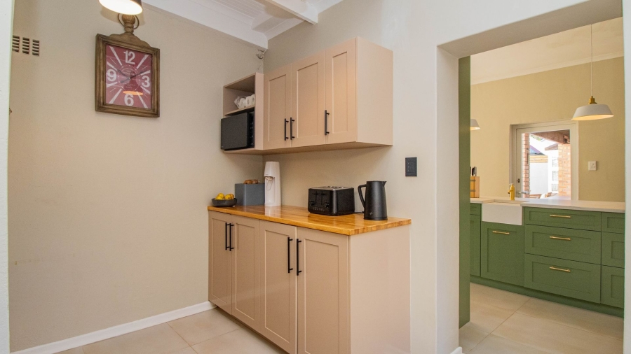 3 Bedroom Property for Sale in Westcliff Western Cape